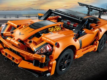 Porsche 911 RSR i Chevrolet Corvette ZR1 od LEGO